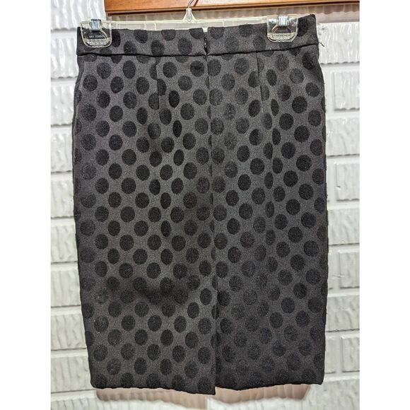 Ann Taylor Women's 0P Black Tonal Polka Dot Pencil Skirt - Picture 3 of 6